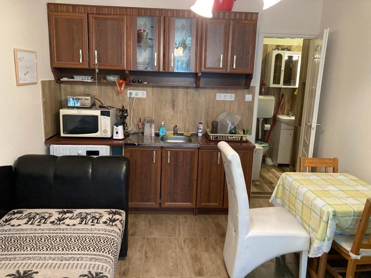 Roland Apartmant Zuglo Будапеща Екстериор снимка
