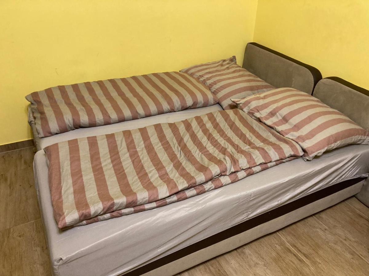 Roland Apartmant Zuglo Будапеща Екстериор снимка