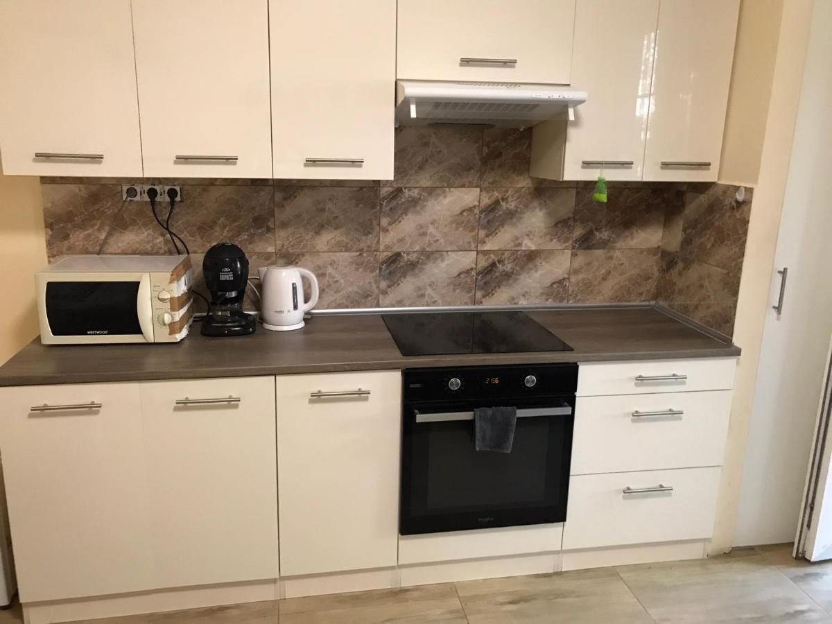Roland Apartmant Zuglo Будапеща Екстериор снимка