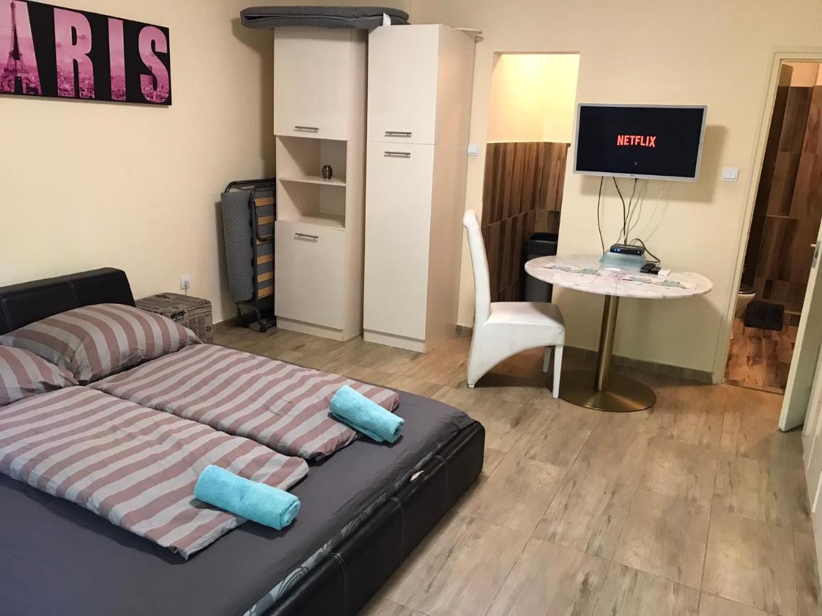 Roland Apartmant Zuglo Будапеща Екстериор снимка