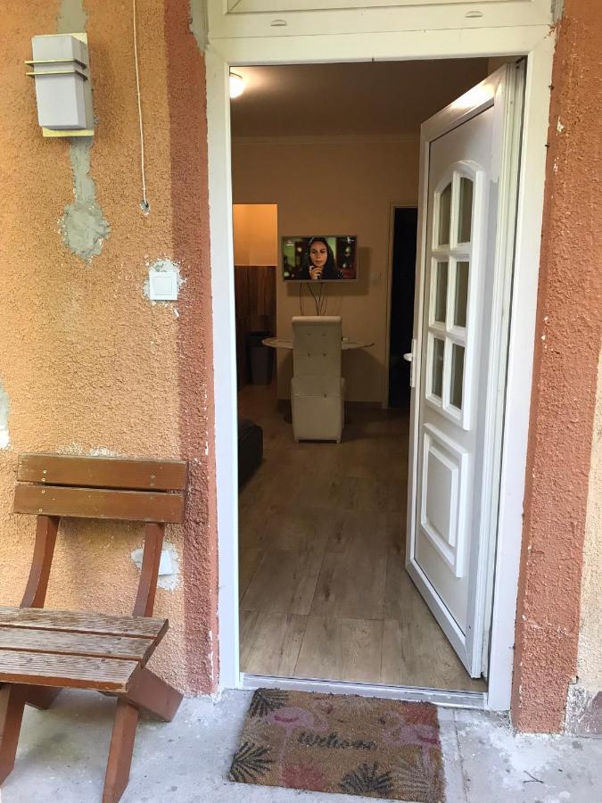 Roland Apartmant Zuglo Будапеща Екстериор снимка