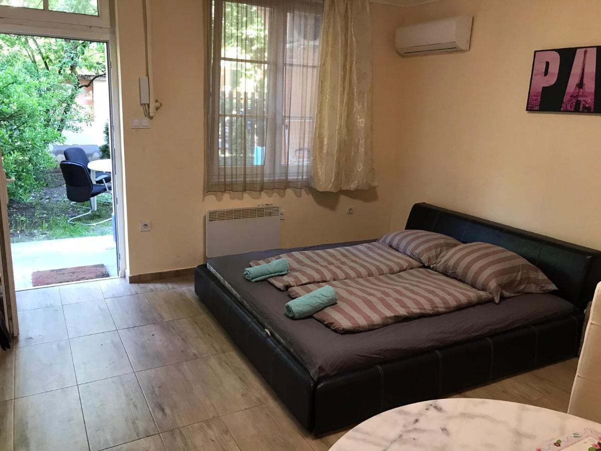 Roland Apartmant Zuglo Будапеща Екстериор снимка